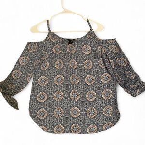 Aqua Cold Shoulder Top size XS